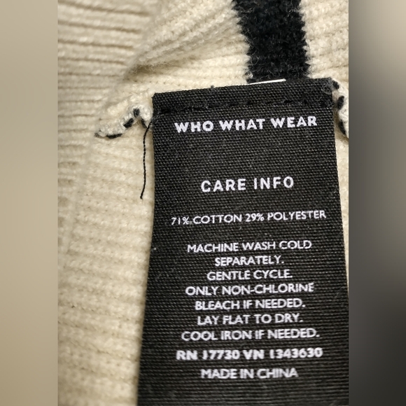 Who What Wear Long Sleeve Stripe Crewneck Pullover Knit Sweater Size XS - Picture 8 of 9